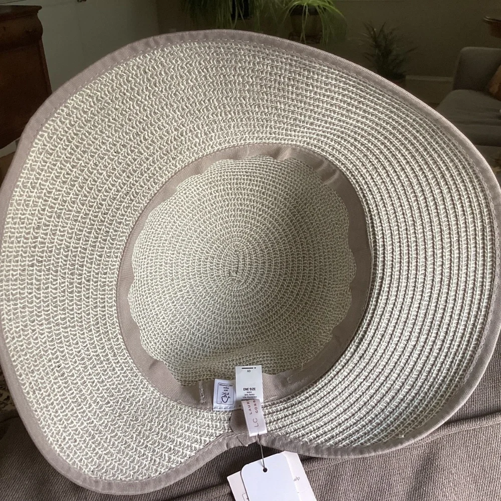 NWT Lauren Conrad Gray straw summer, gray straw hat with adjustable band and bow